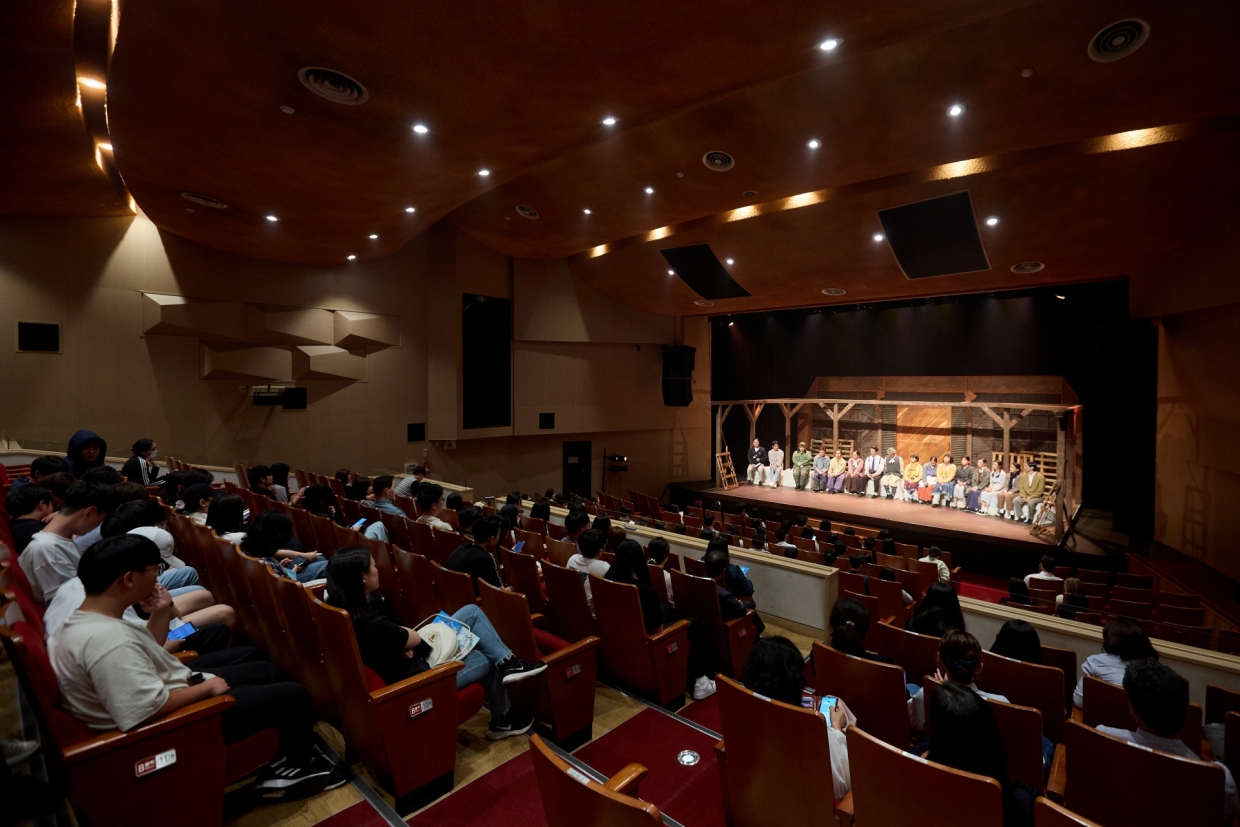 아티스트 토크 (ARTIST TALK)